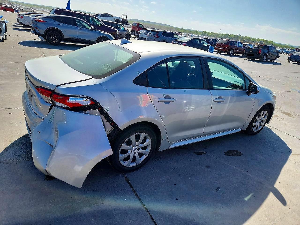 2021 TOYOTA COROLLA