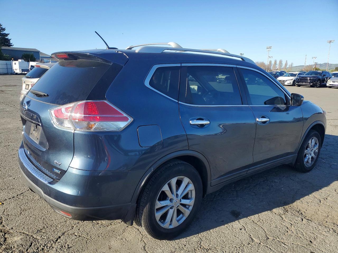 2014 NISSAN ROGUE