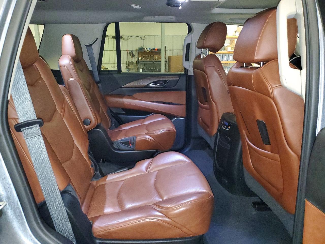 2018 CADILLAC ESCALADE