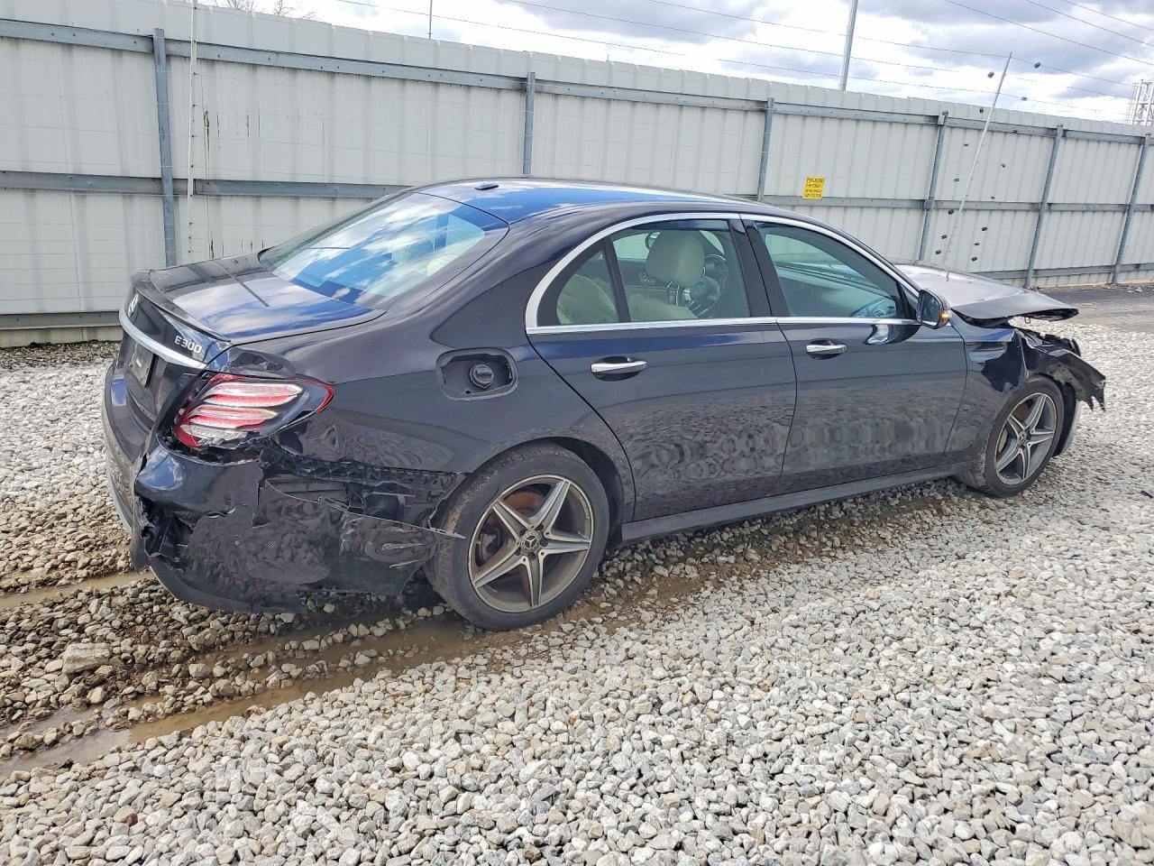 2018 MERCEDES-BENZ E-Class