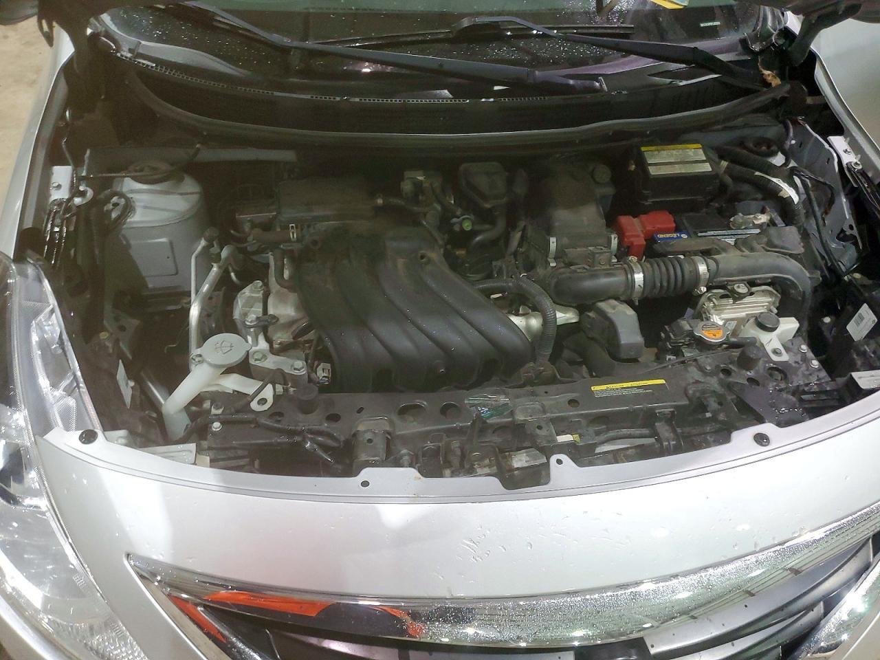 2015 NISSAN VERSA