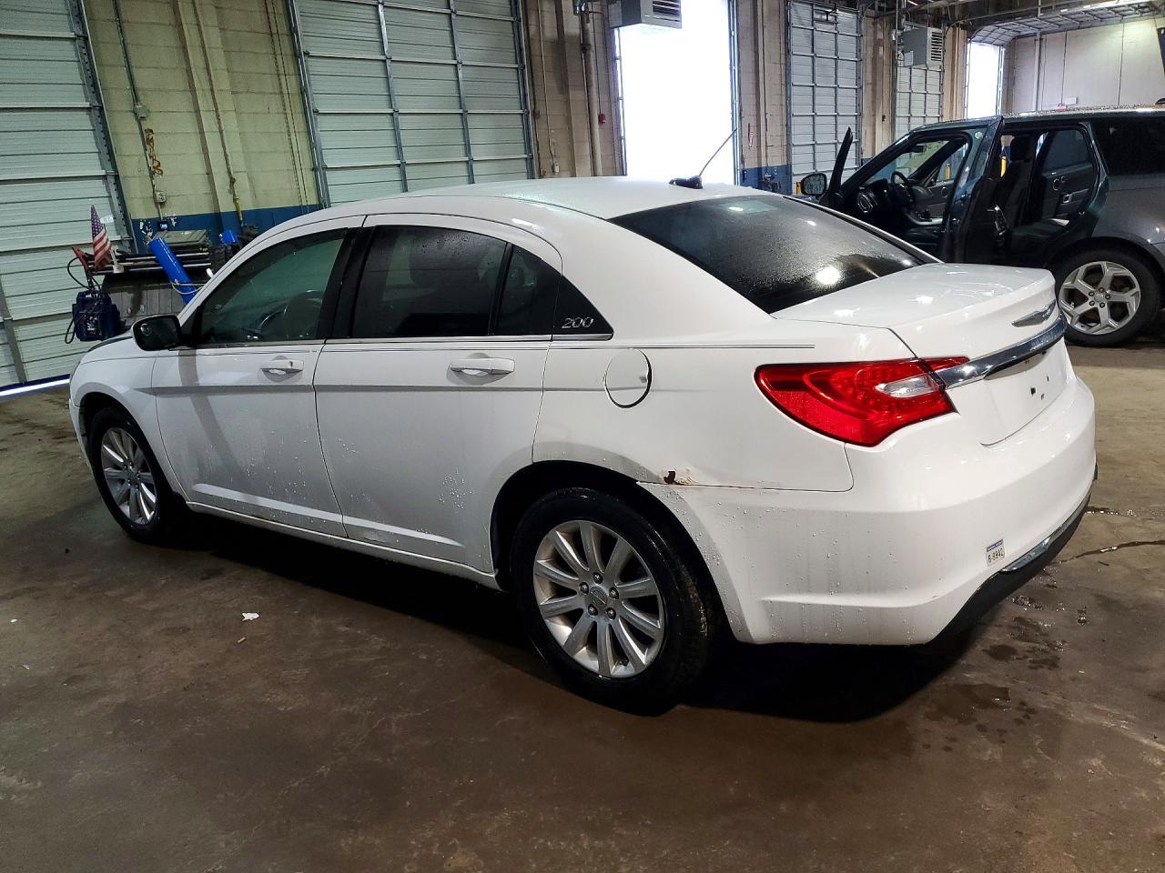 2012 CHRYSLER 200