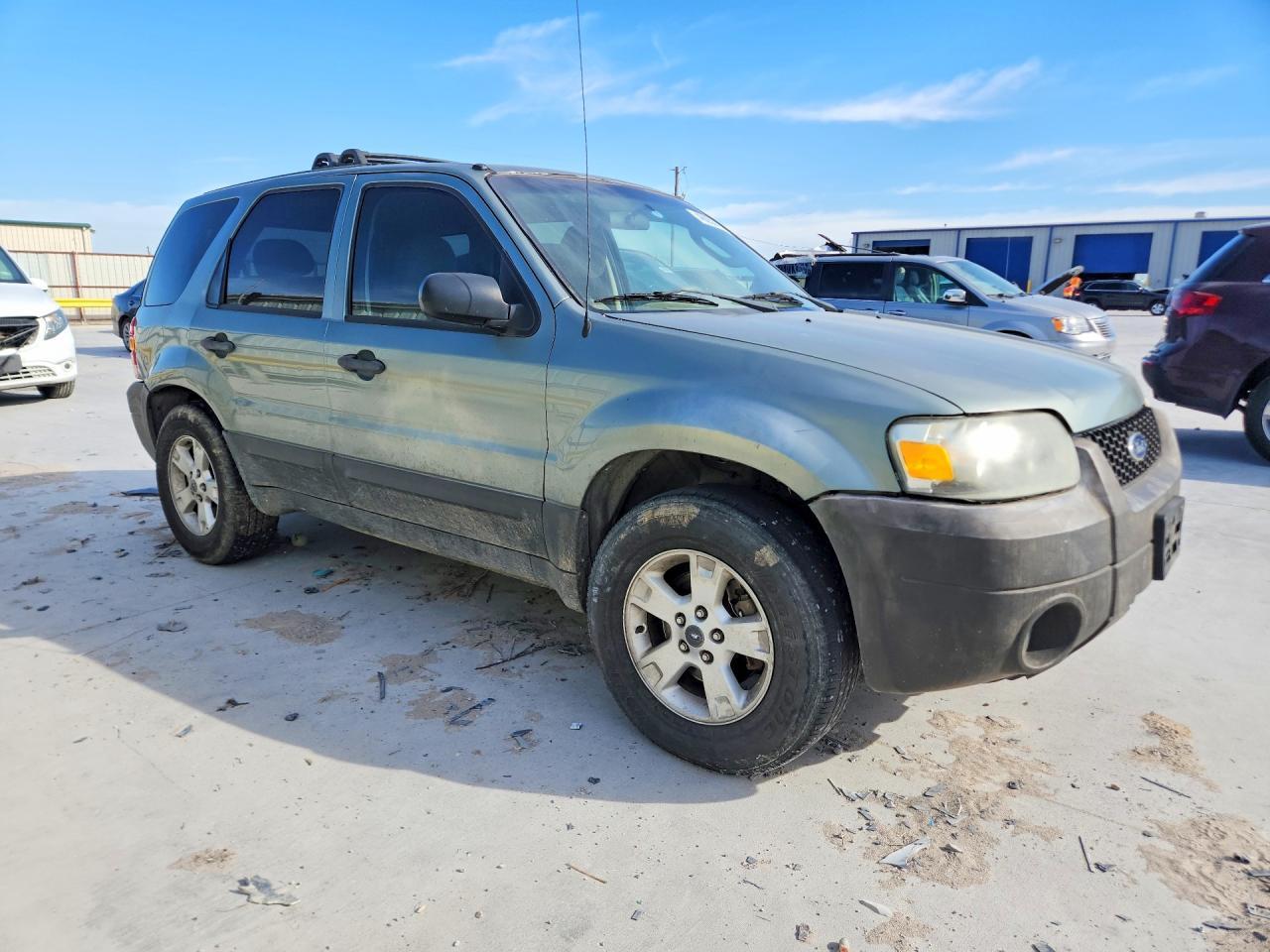 2006 FORD ESCAPE