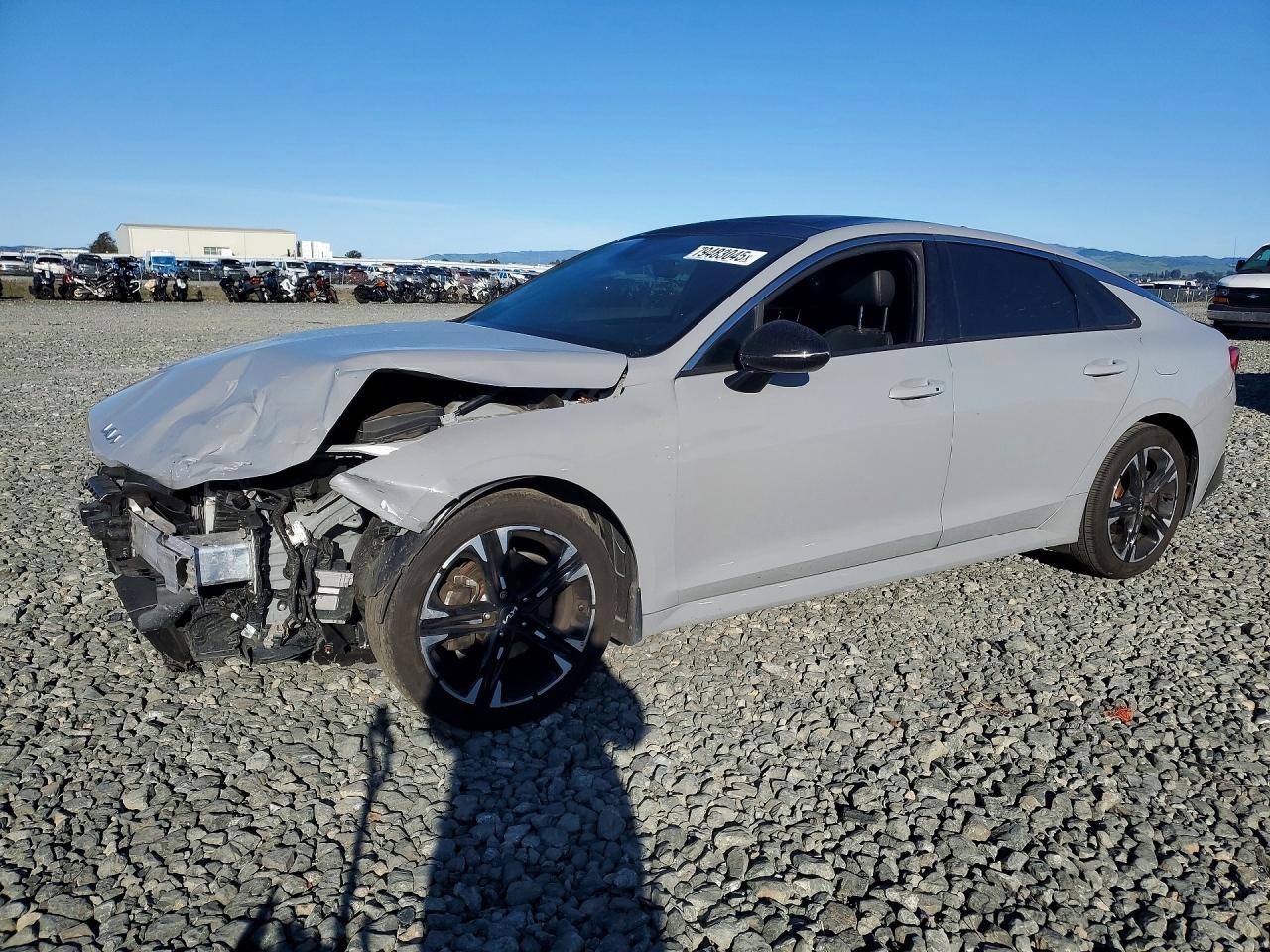 2022 KIA K5