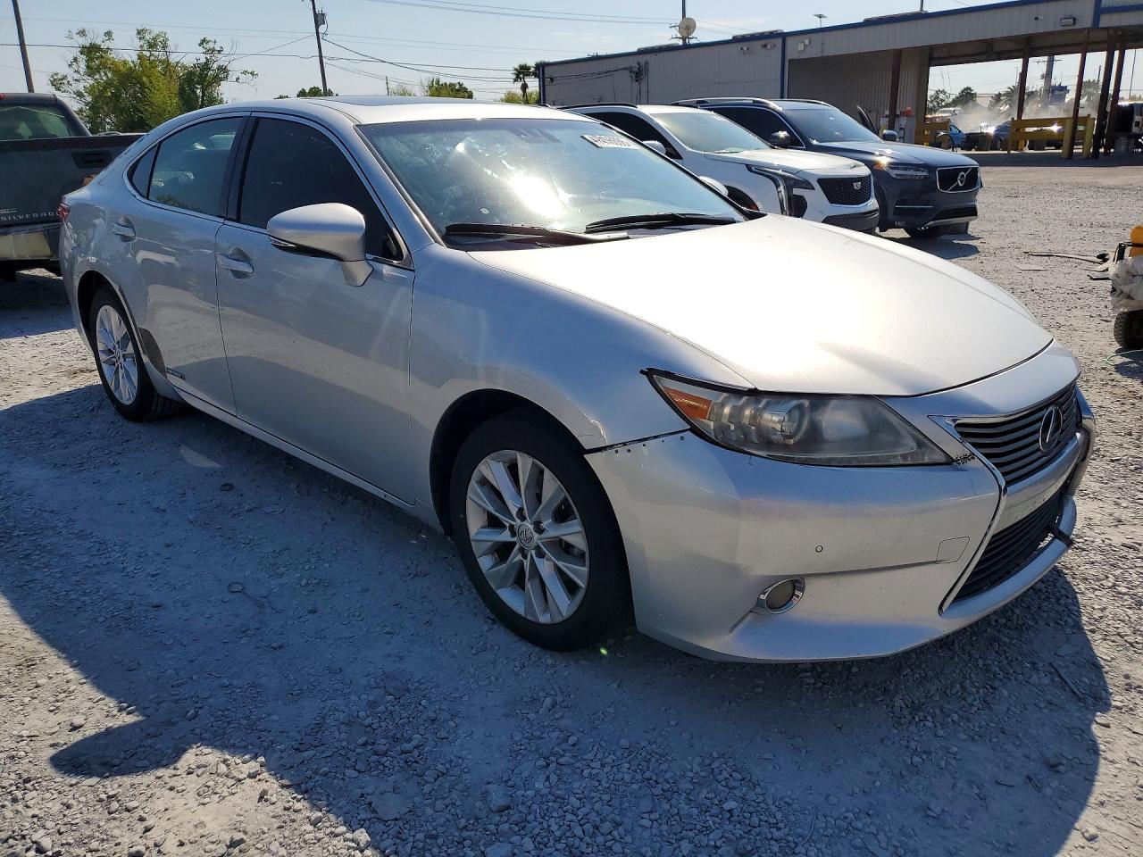2013 LEXUS ES 300H