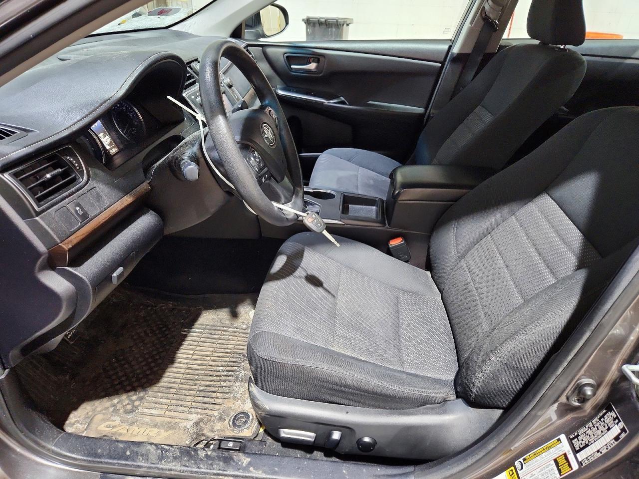 2017 TOYOTA CAMRY