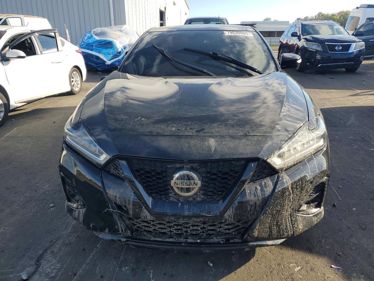 2021 NISSAN Maxima