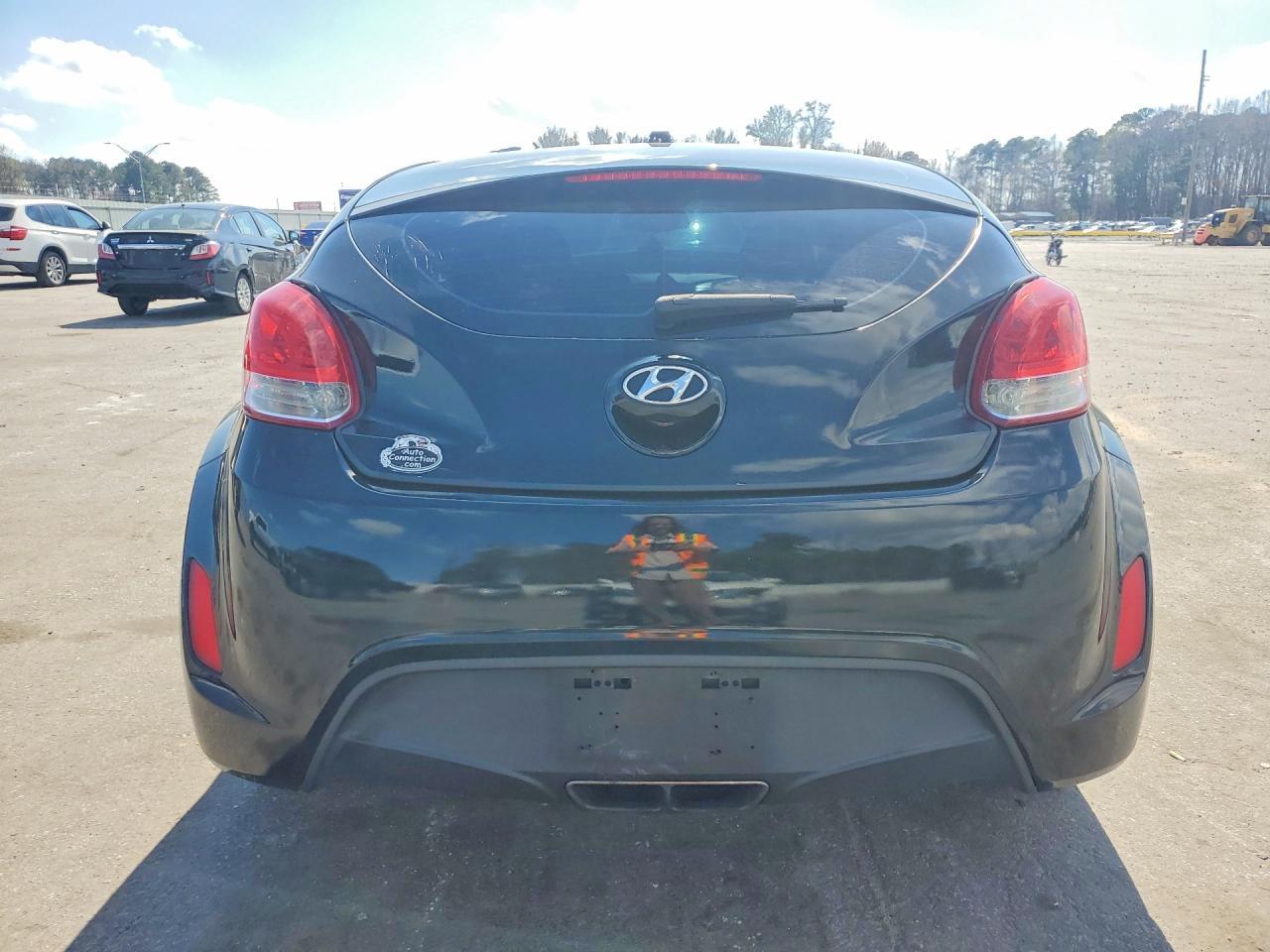 2013 HYUNDAI VELOSTER