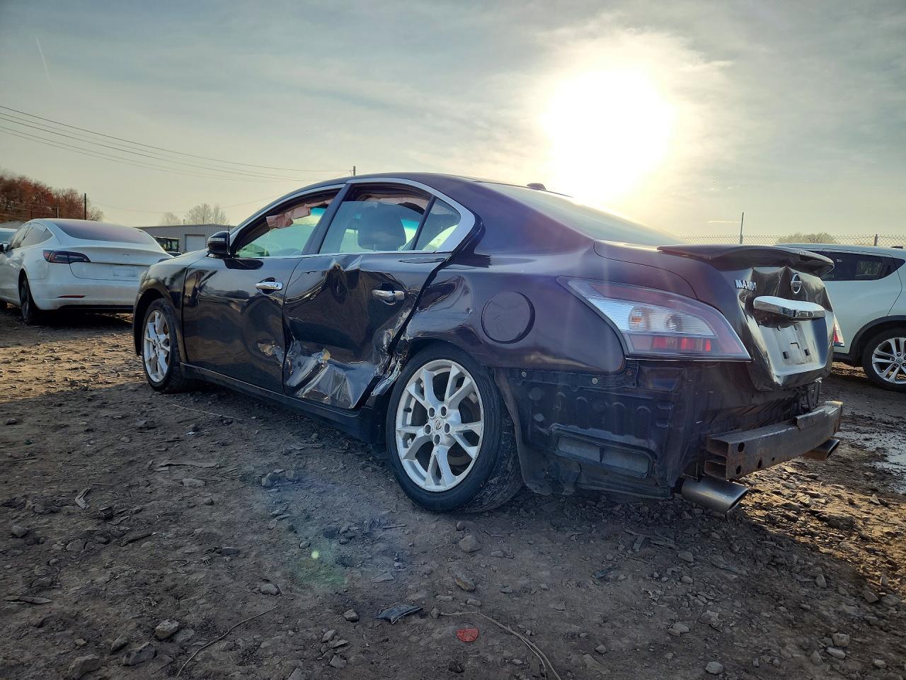 2014 NISSAN Maxima