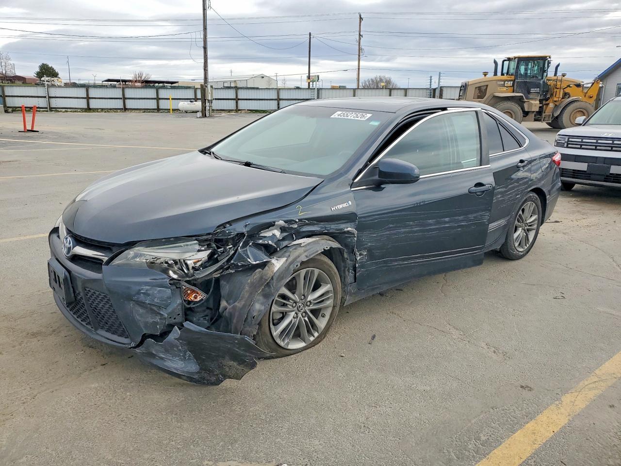 2015 TOYOTA CAMRY