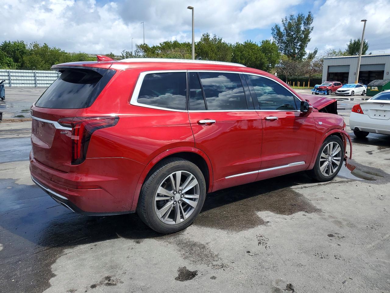 2021 CADILLAC XT6