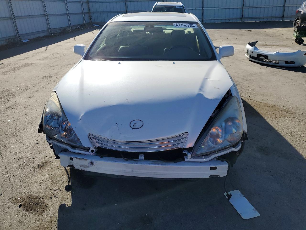 2004 LEXUS ES 330