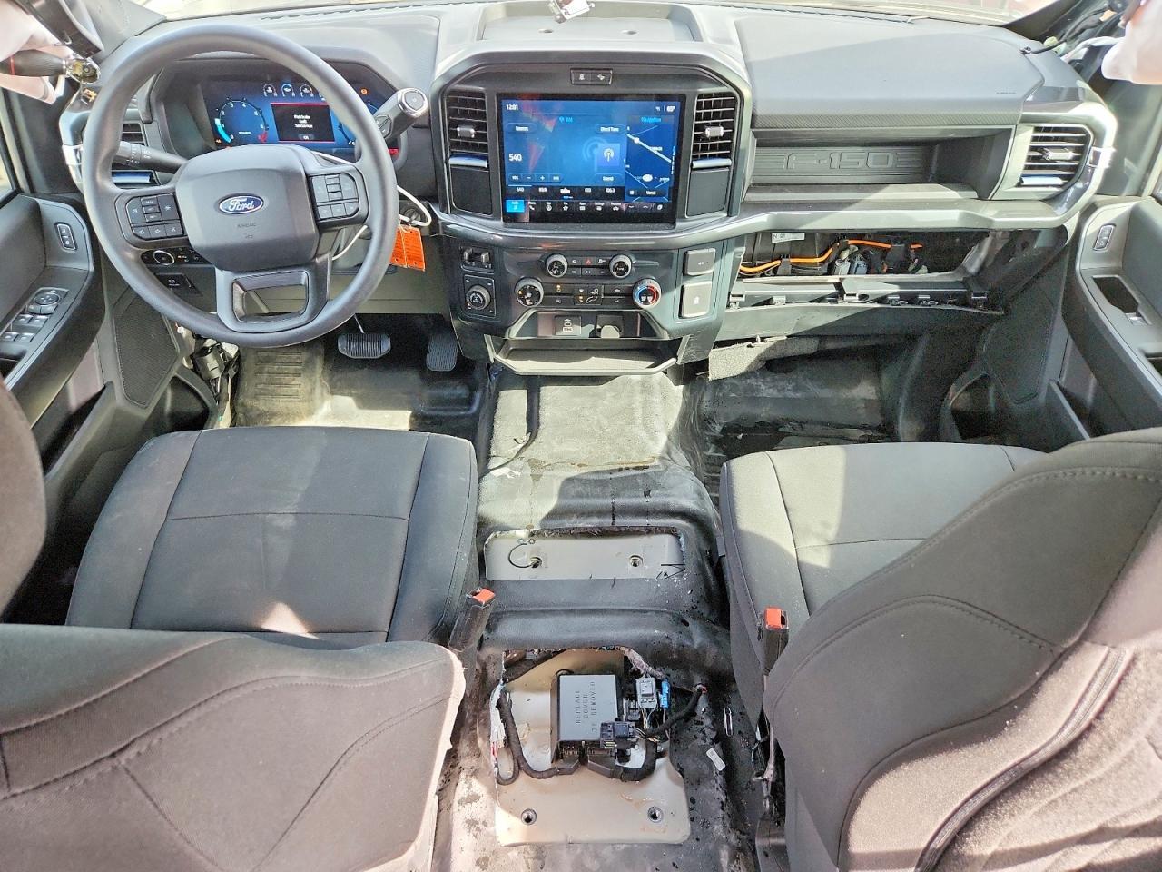 2025 FORD F-150 Lightning