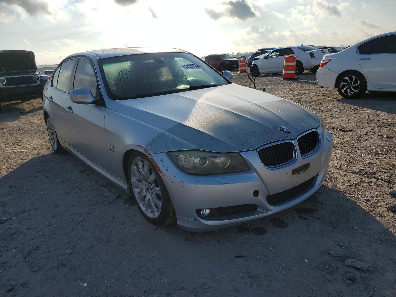 2011 BMW 3 SERIES
