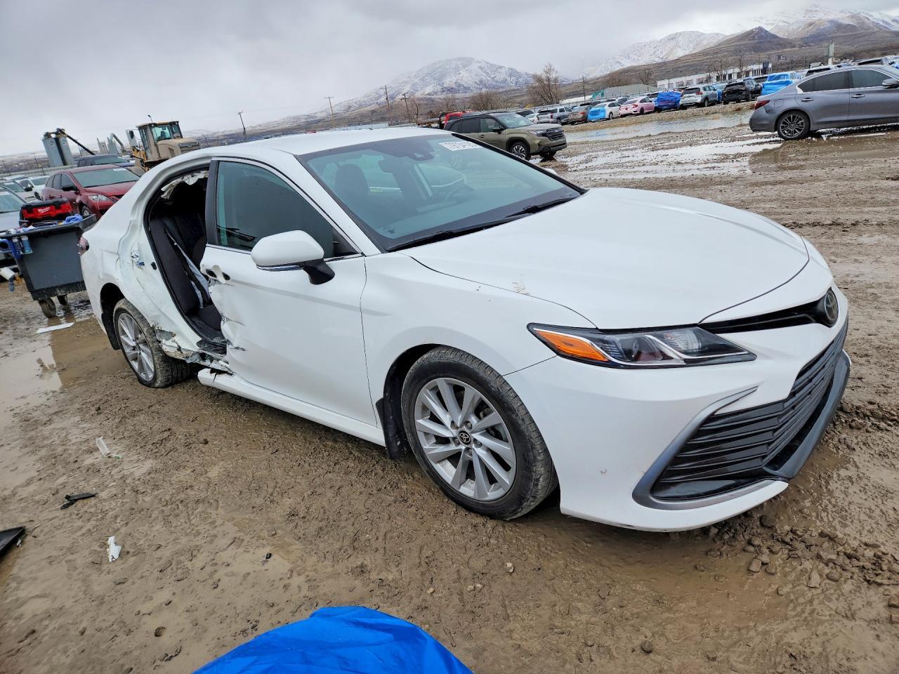 2022 TOYOTA CAMRY