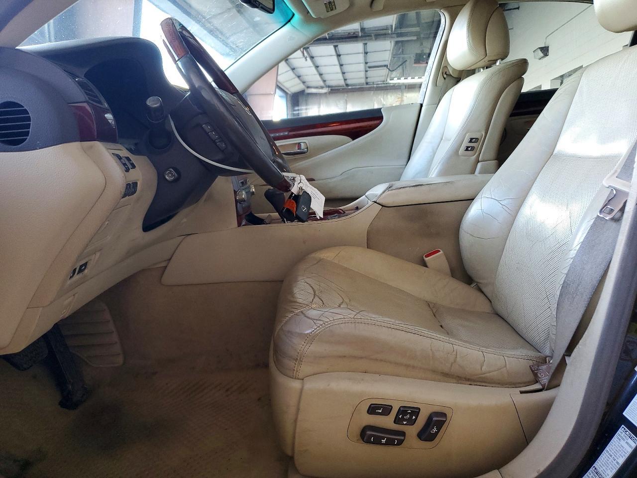 2010 LEXUS LS 460