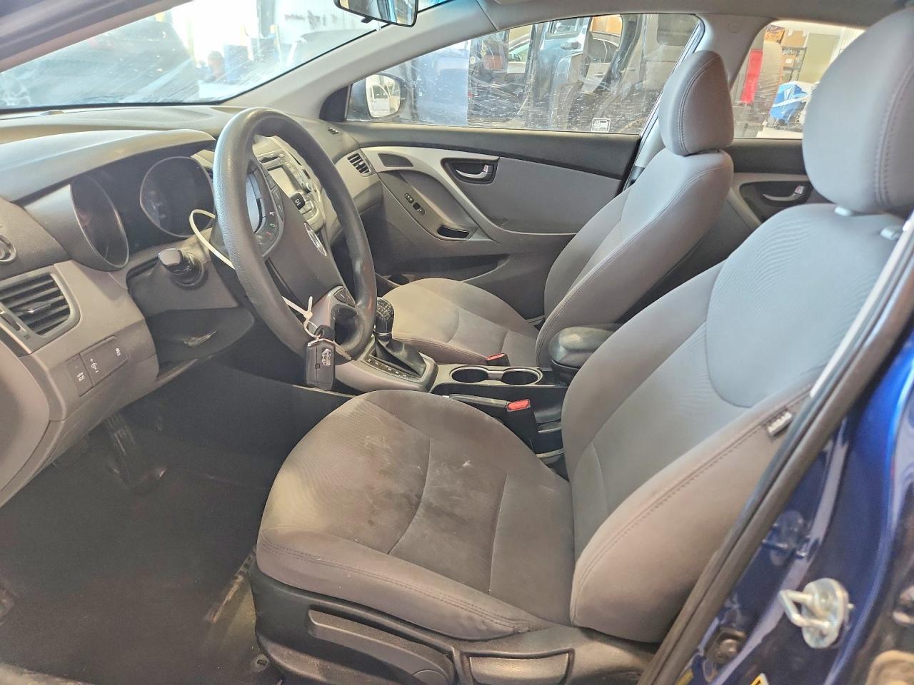 2016 HYUNDAI ELANTRA
