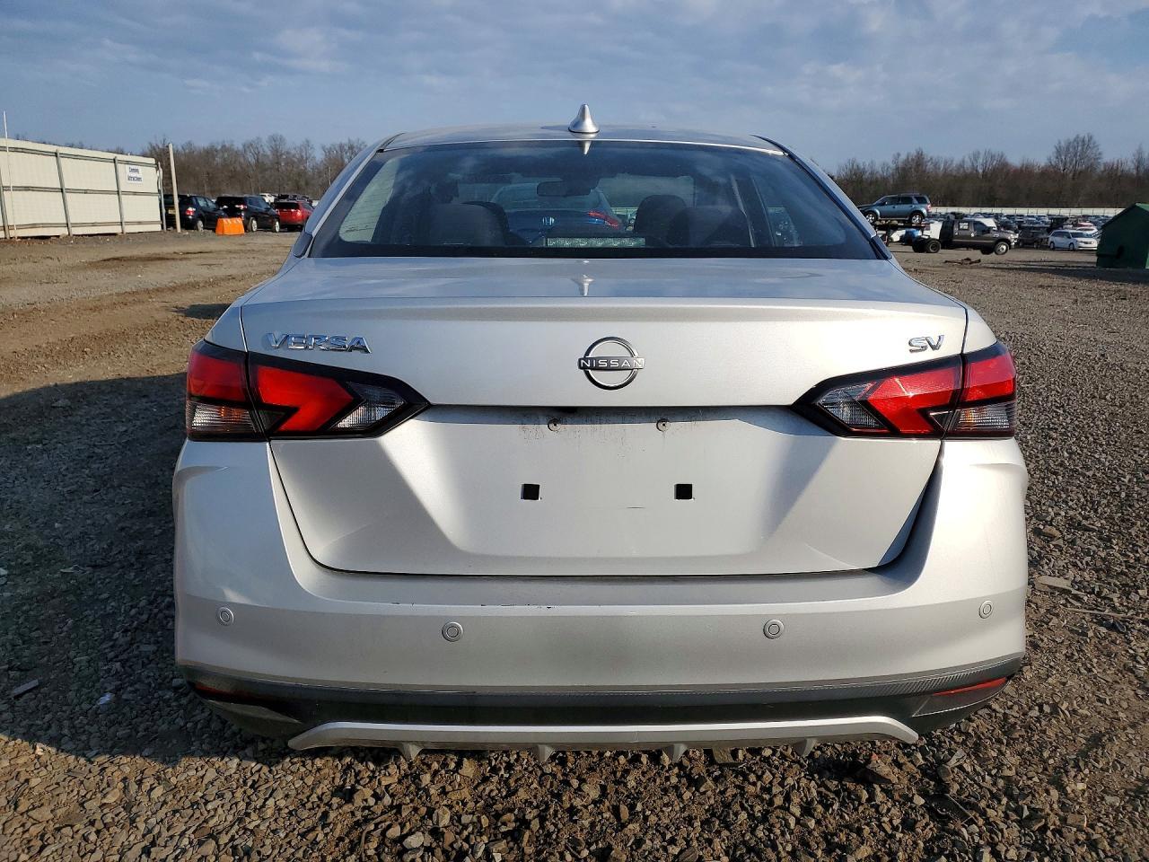 2023 NISSAN VERSA