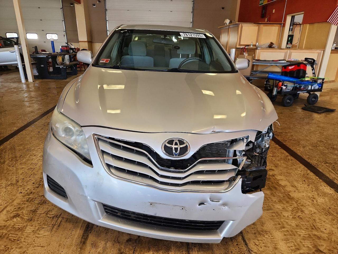 2010 TOYOTA CAMRY