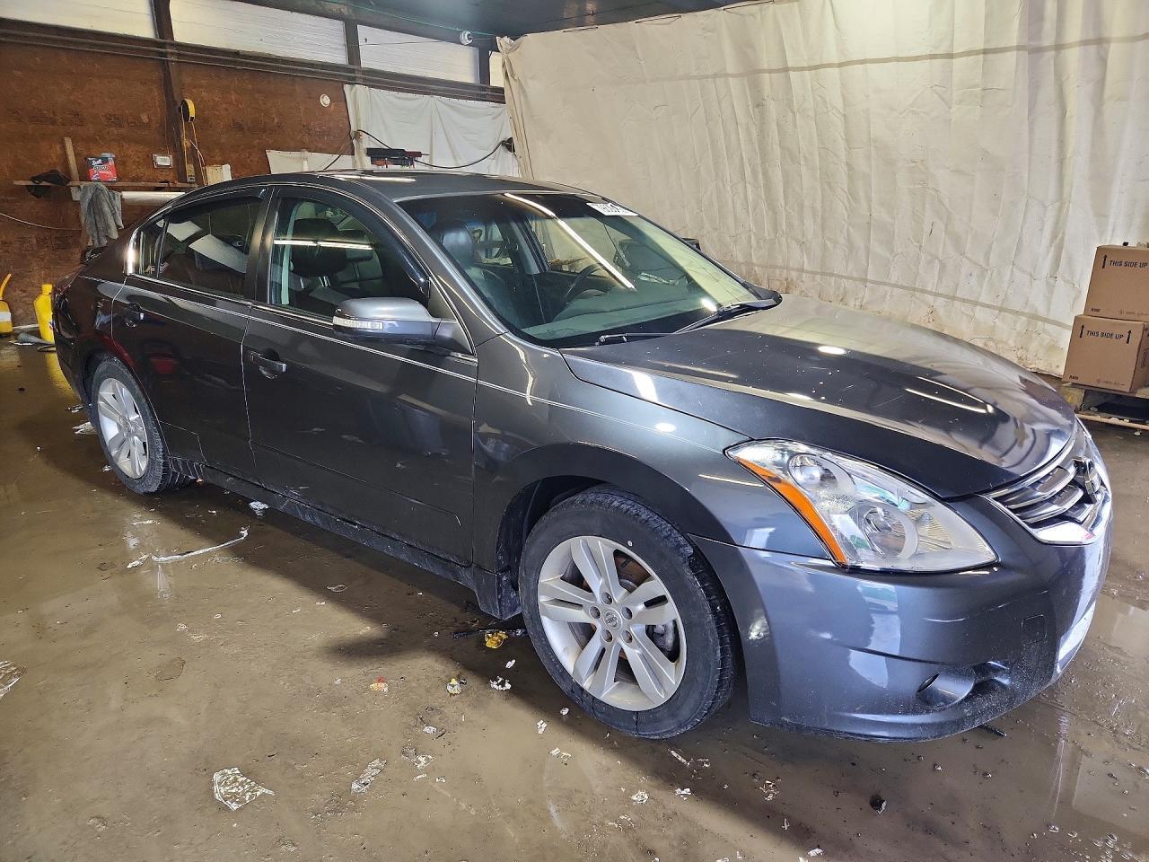 2010 NISSAN ALTIMA