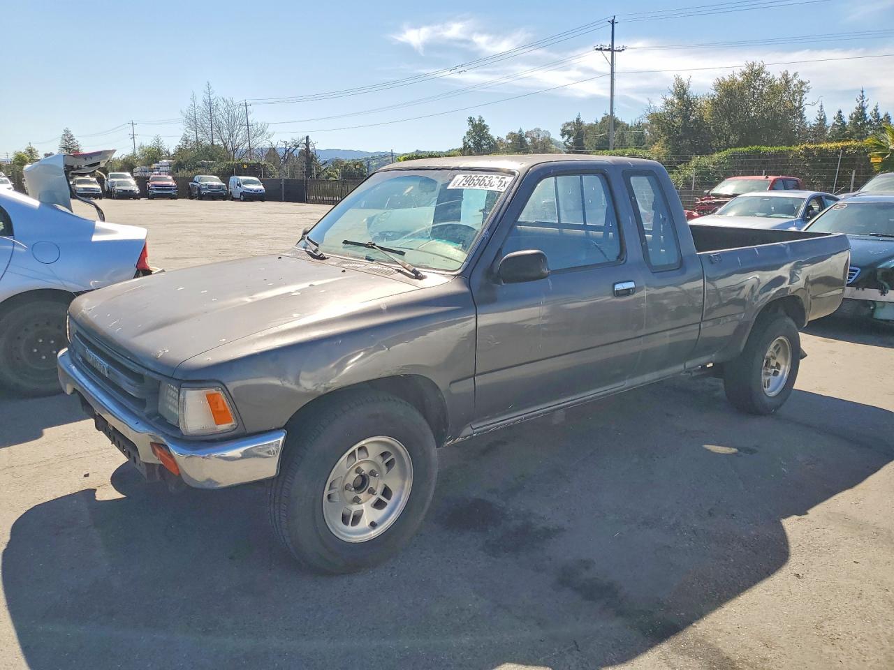 1990 TOYOTA Pickup