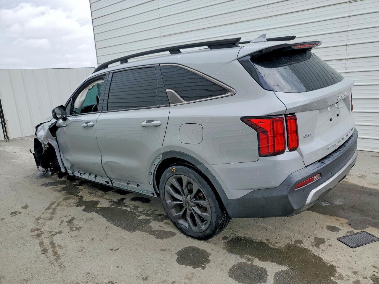 2022 KIA SORENTO