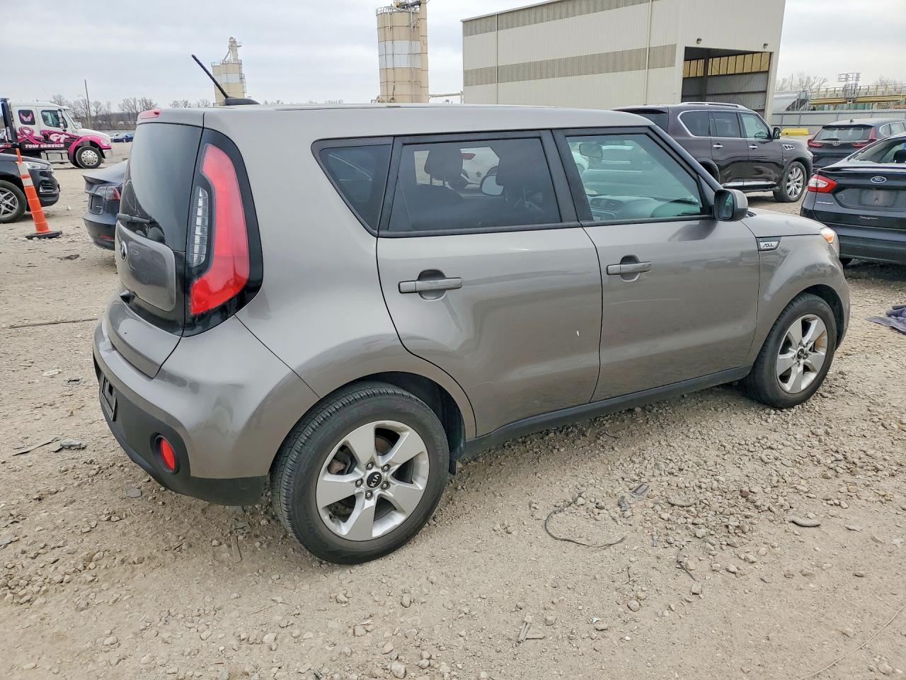 2017 KIA SOUL