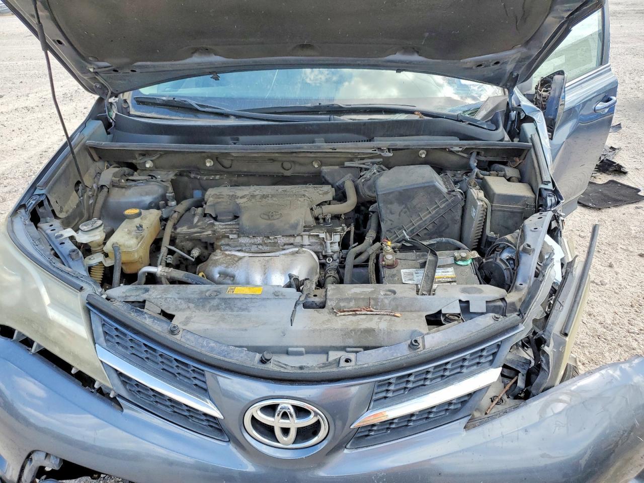 2014 TOYOTA RAV4