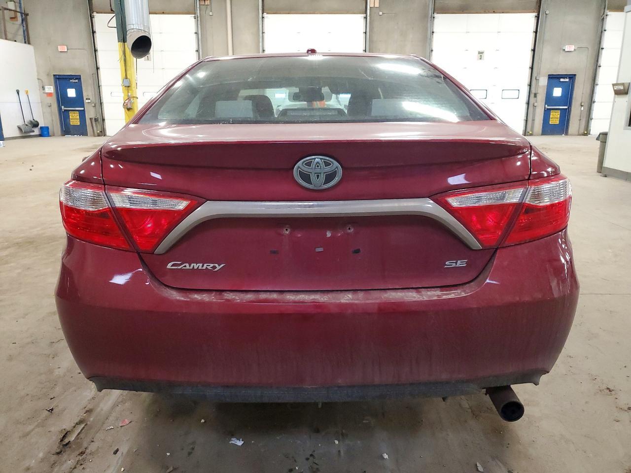 2015 TOYOTA CAMRY