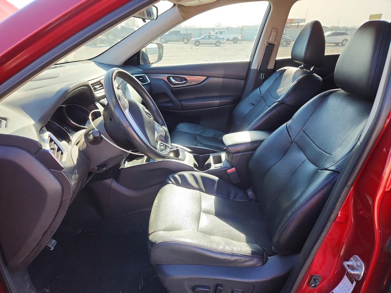 2016 NISSAN ROGUE