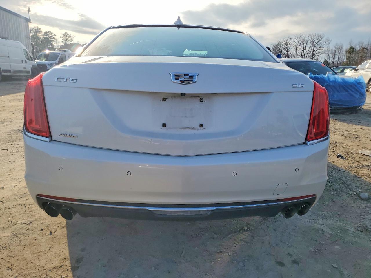 2016 CADILLAC CT6