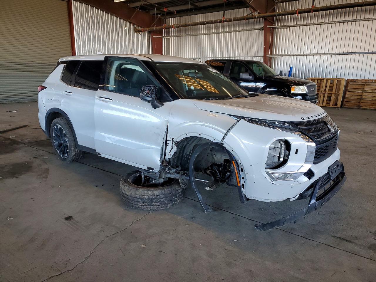 2023 MITSUBISHI outlander