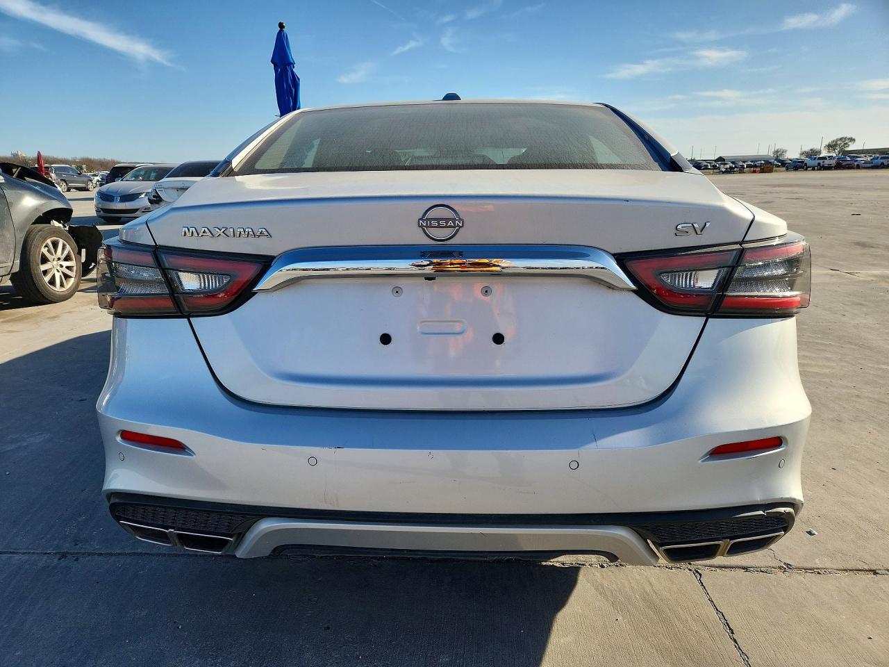 2023 NISSAN Maxima