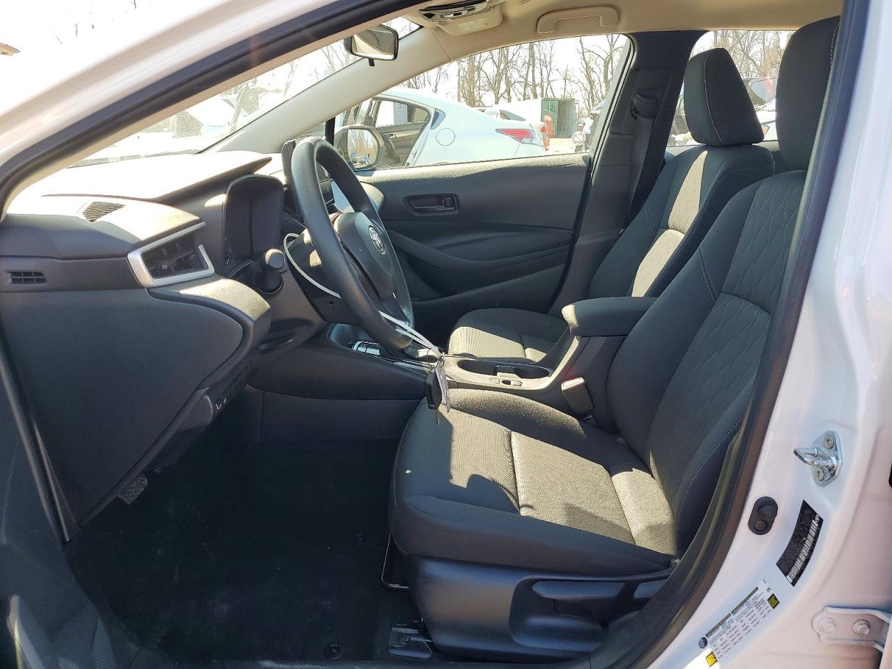 2025 TOYOTA COROLLA