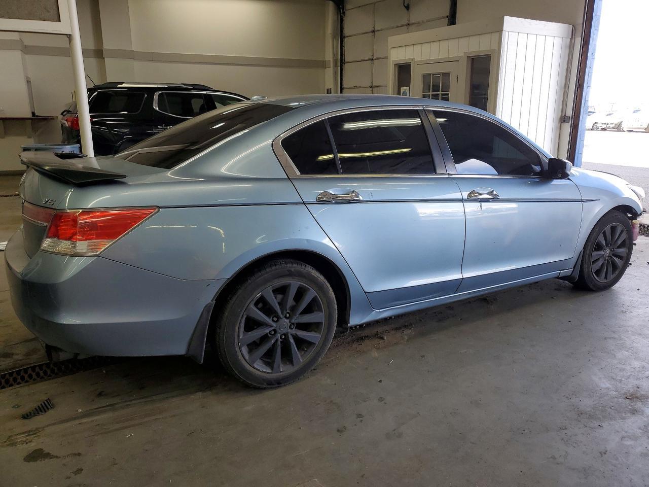 2011 HONDA ACCORD