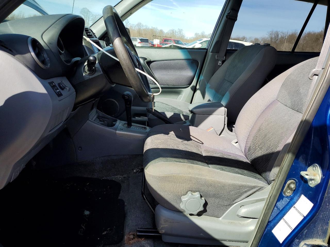 2001 TOYOTA RAV4