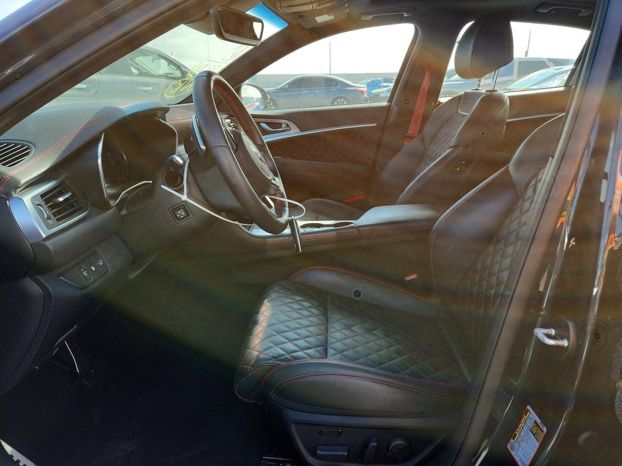 2023 GENESIS G70