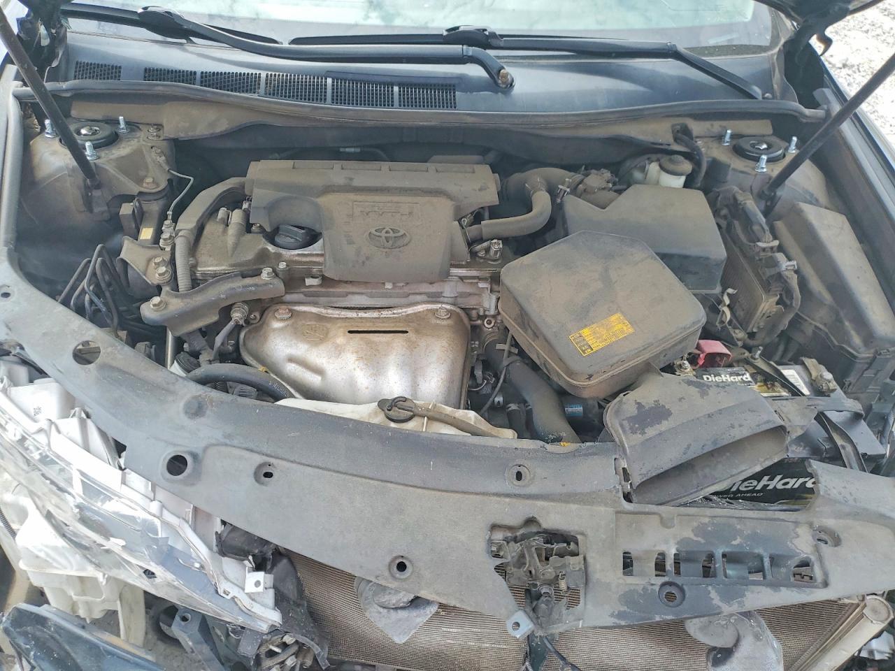 2014 TOYOTA CAMRY