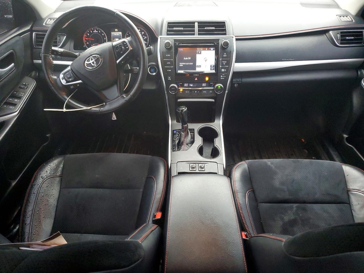 2016 TOYOTA CAMRY