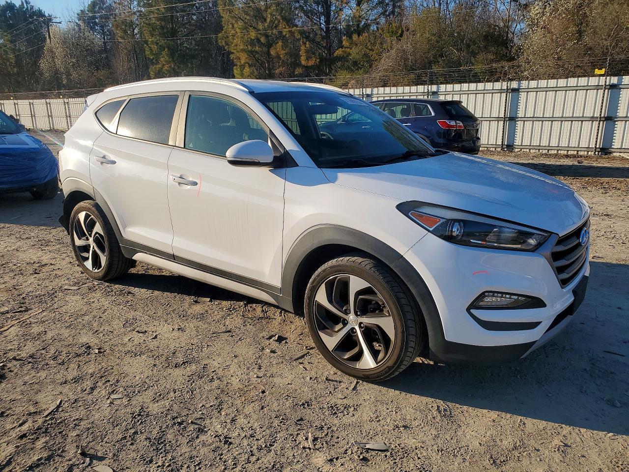 2018 HYUNDAI TUCSON