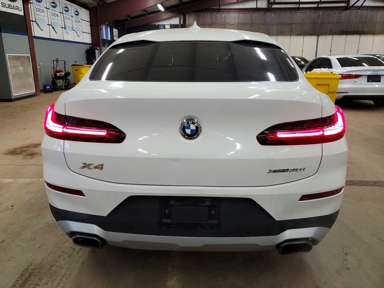 2022 BMW X4