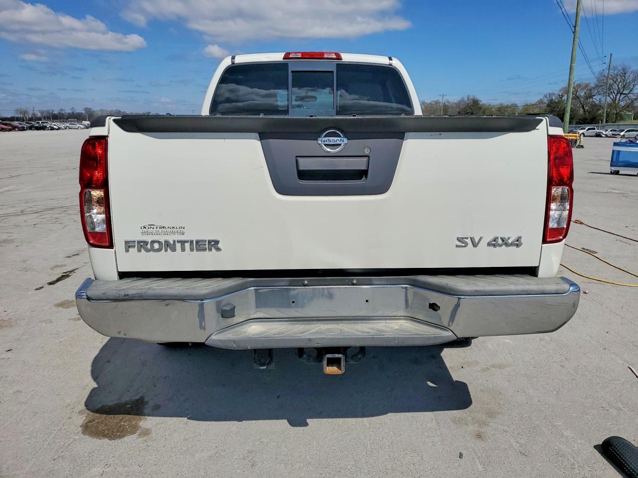 2016 NISSAN Frontier