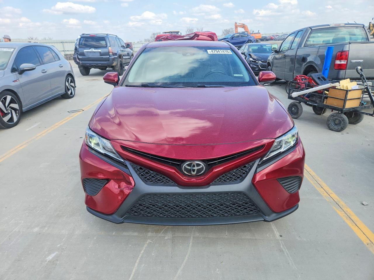 2018 TOYOTA CAMRY