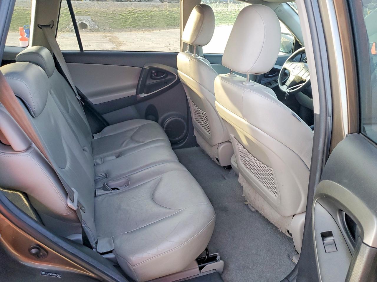 2011 TOYOTA RAV4