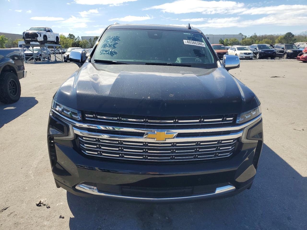 2023 CHEVROLET Suburban