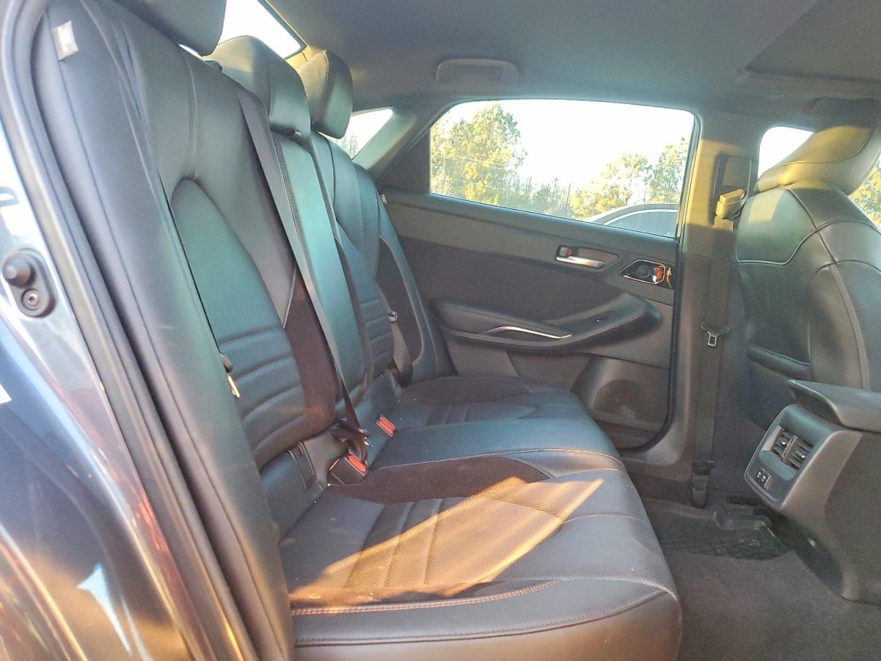 2019 TOYOTA Avalon