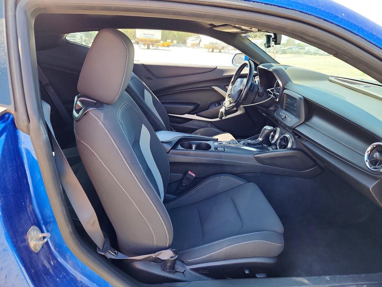 2017 CHEVROLET Camaro