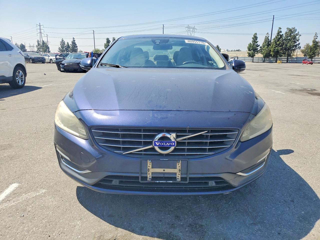 2015 VOLVO S60