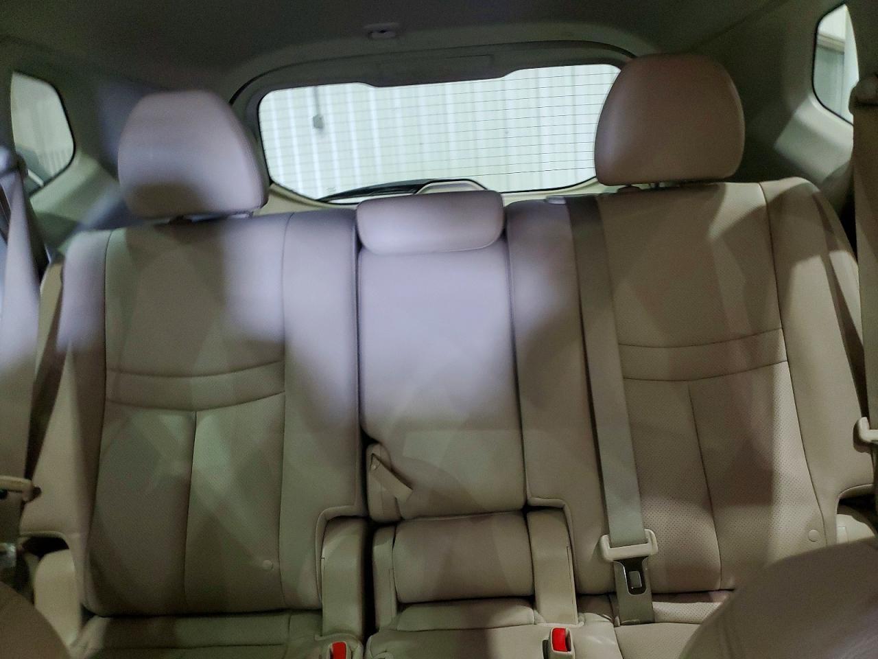 2014 NISSAN ROGUE