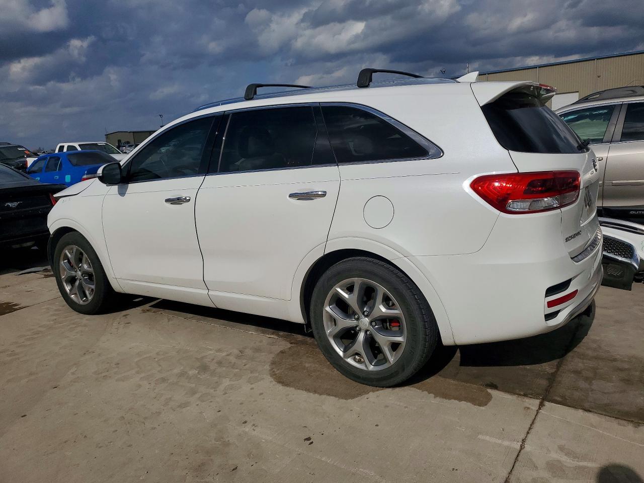 2016 KIA SORENTO